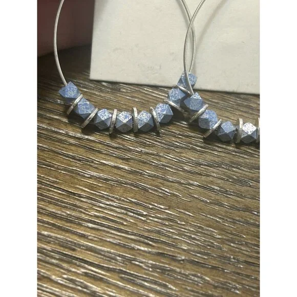Marlyn Schiff Silver Periwinkle Hoop Earrings NEW - Picture 5 of 5